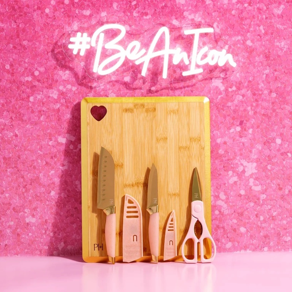 BNIB!Paris Hilton 6pc Stainless Steel Cutlery Set Bamboo Rev Cutting Board,Pink